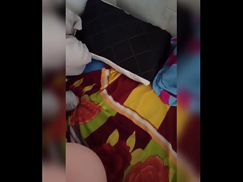 ❤️ Wandinogara naye anogara ega kumba nekuti murume wake anoenda kuzororo ini ndinotora mukana wekusvira nekuzadza mbongoro yake nemukaka. Zvinonyadzisira vk ️❤